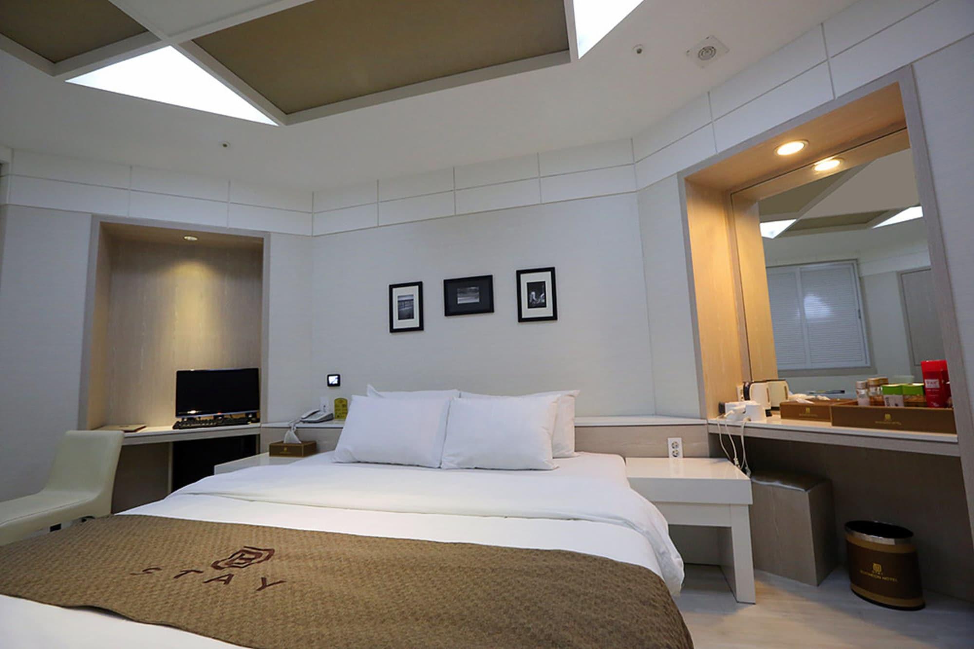 Bucheon Hotel Bagian luar foto