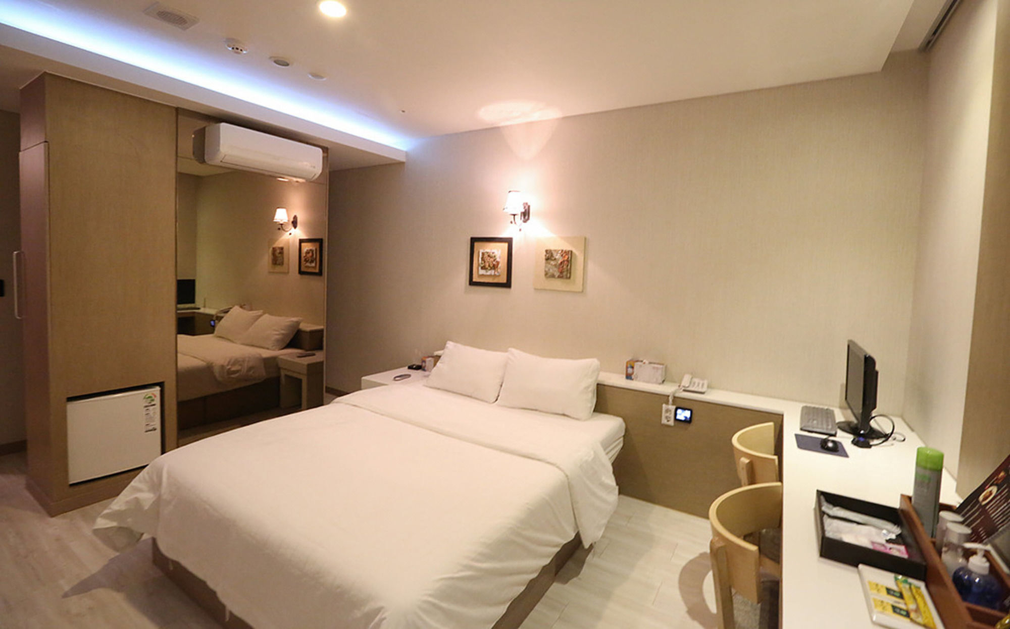 Bucheon Hotel Bagian luar foto